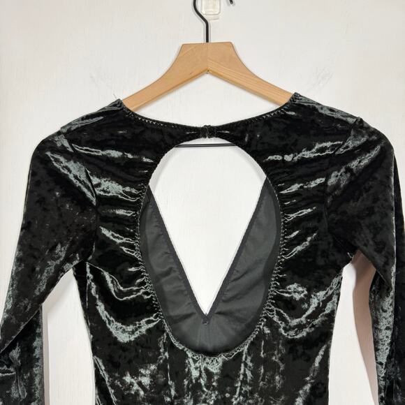 Victoria's Secret Velvet Bodysuit Size XS/S Dark Green Open Back V Neck Pull On - Picture 5 of 9